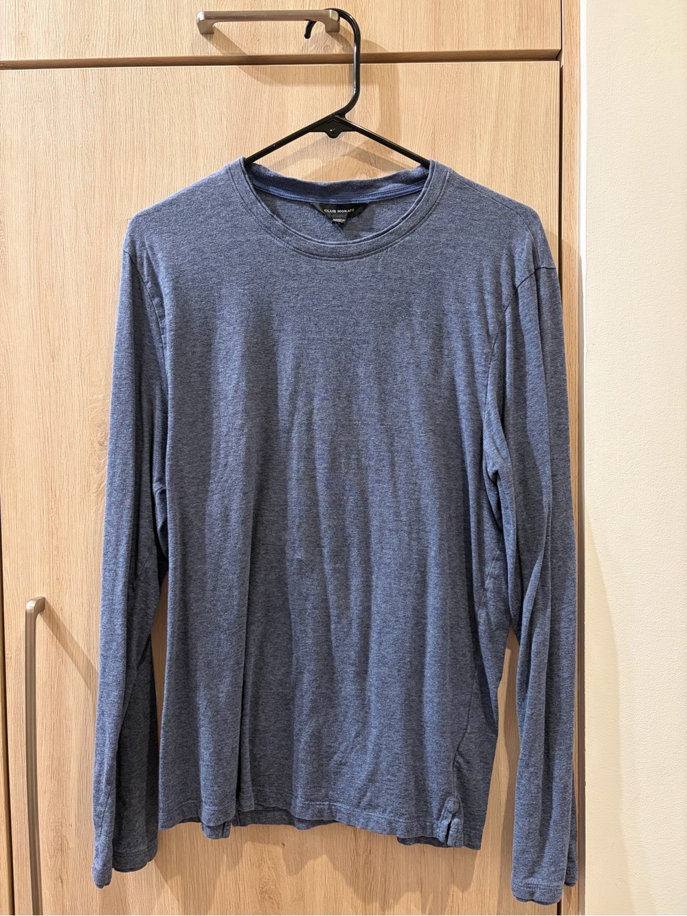 Club Monaco Long Sleeve Crew Neck Shirt